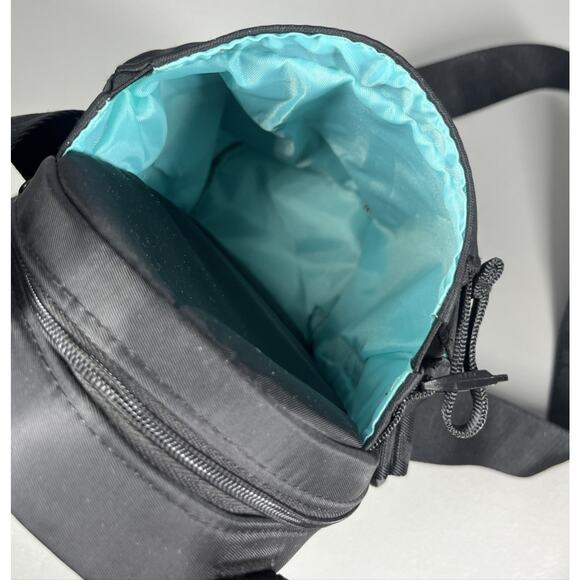 Disney x Corkcicle Mickey Mouse Black Crossbody Water Bottle Sling Bag - Picture 5 of 13